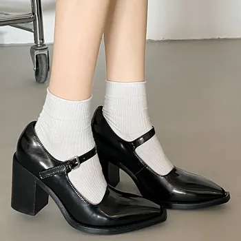2024 Chunky Heels Women Mary Jane Pumps Shoes Prekės ženklas Designer Spring Summer Super High Heels Moteriški batai Sandal