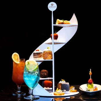 Viešbučio savitarnos desertų stalas trapecijos formos popietės arbata Dim sum padėklas tortas rodyti lentyną daugiasluoksnis arbatos pertraukėlės savitarnos stalas
